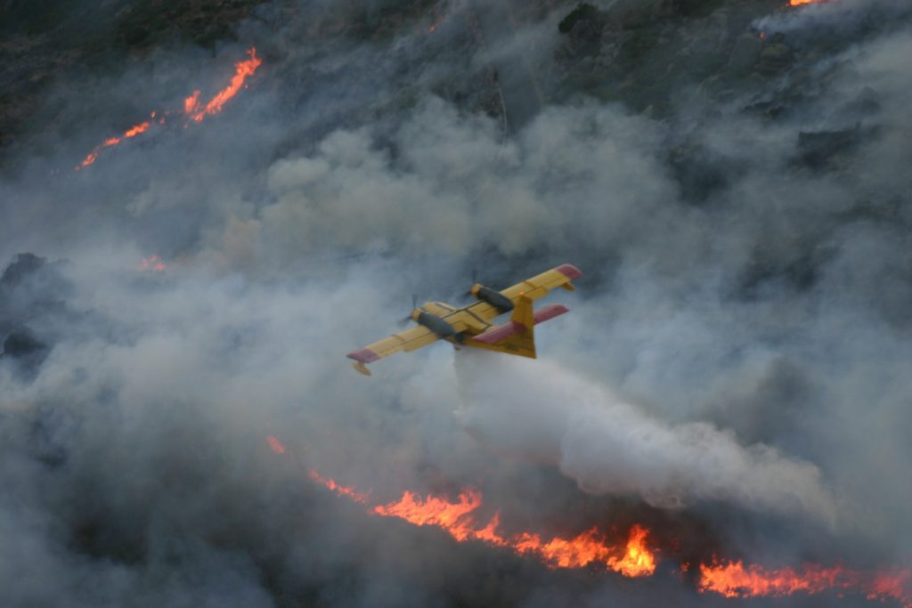 Extinción de incendios forestales